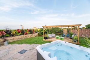 Photo 13- click for photo gallery